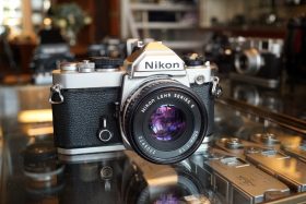 Nikon FM + E 50mm f/1.8 AIS