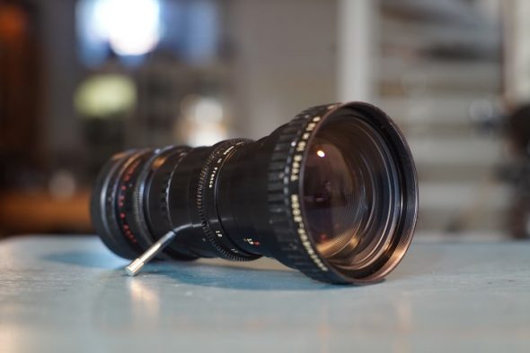 Angenieux zoom type 10x12B 12-120mm F/2.2 C-mount lens