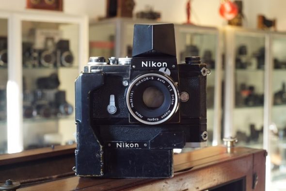 Nikon F + Action finder + F36 motor + Nikkor 2/5cm