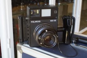 Polaroid 600SE + 6×9 120 film back