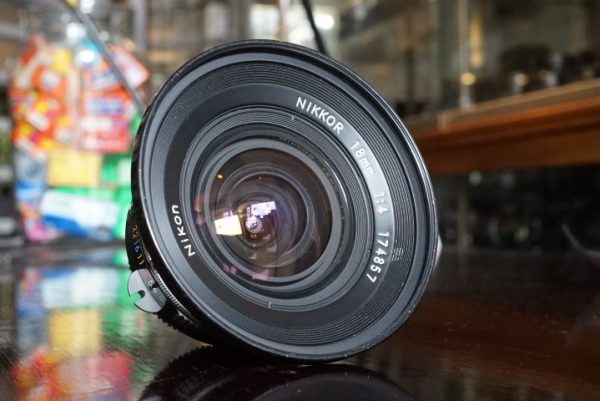 Nikon Nikkor 18mm f/4 Pre-AI