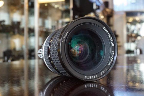 Nikon Zoom-Nikkor 35-70mm f/3.5 AI