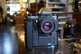 Nikon F3 HP + MD4 + Nikon 1.8 / 50mm E