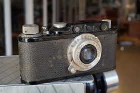 Leica II mod D + Elmar 3.5 / 5cm lens
