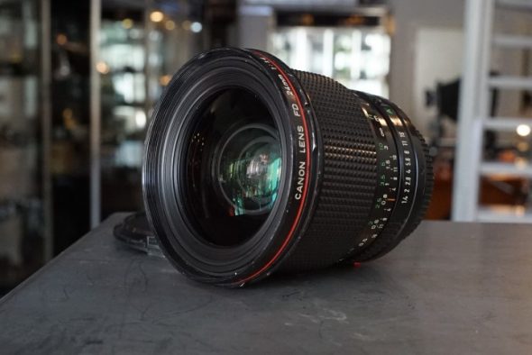 Canon Lens FD 1:1.4 / 24mm L