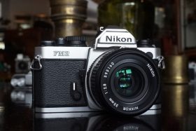 Nikon FM2n Chrome w/ 35mm f/2.8 AIS