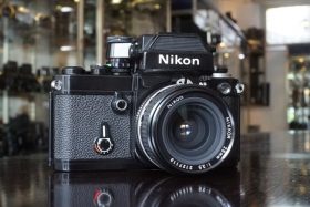 Nikon F2AS black + 28mm f/3.5 AIS