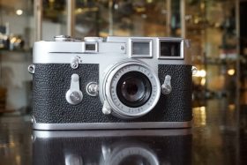 Leica M3 + Leitz Elmar 2.8 / 50mm lens