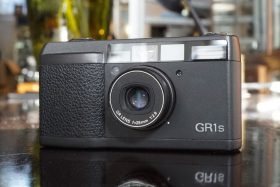 Ricoh GR1S black w/ GR 28mm f/2.8 lens