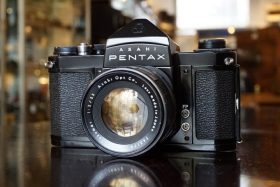 Asahi Pentax S3 Black + Super-Takumar 1:2 / 55mm lens