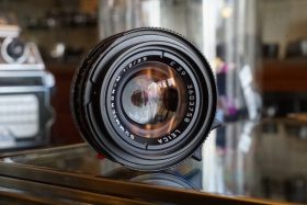 Leica Summicron-M 1:2 / 35mm , king of Bokeh