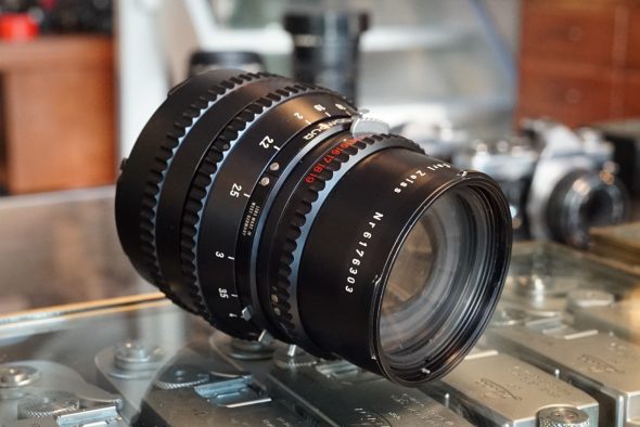 Carl Zeiss Sonnar 150mm f/4 T* C, Hasselblad lens