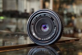 Pentax SMC-M 40mm f/2.8 PK Pancake lens