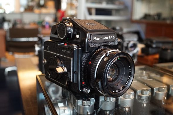 Mamiya M645+ 80mm F/2.8 + WLF & Prism finder – Rental