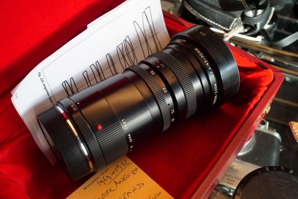 Angenieux 45-90mm f/2.8 for Leica R 3cam in case