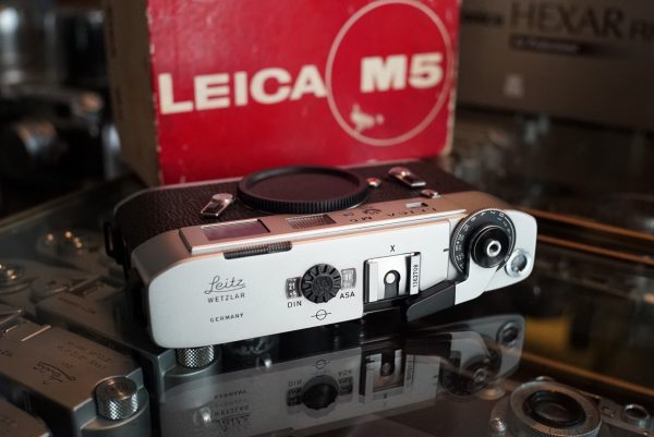 Leica M5 body Chrome 50 years. Boxed