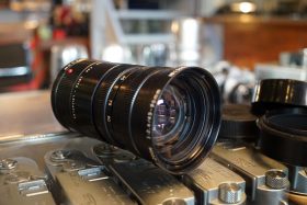 Angenieux 45-90mm f/2.8 Leicaflex 2cam