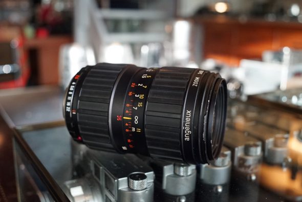 Angenieux 35-70mm f/2.5-3.3 for Leica R 3cam