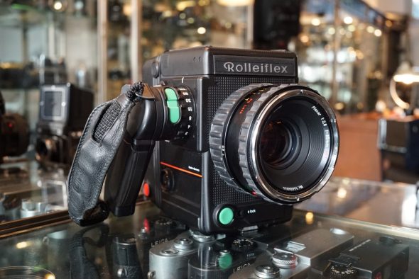 Rolleiflex 6008 Pro + Planar 80 f/2.8 HFT PQ
