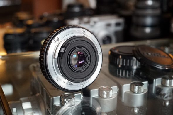 Pentax SMC-M 40mm f/2.8 lens