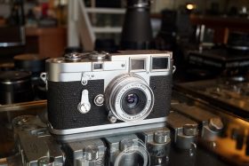 Leica M3 + Leitz Elmar 3.5 / 5m M lens