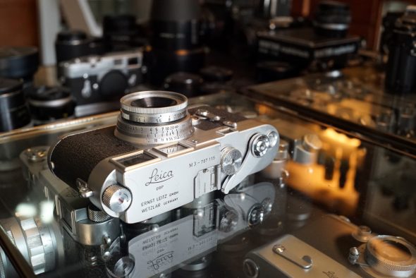 Leica M3 + Leitz Elmar 3.5 / 5m M lens