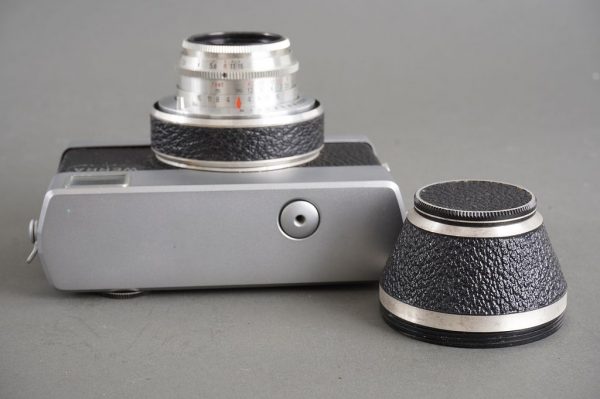 Werra 1 camera with Jena T (Carl Zeiss Jena Tessar) 50mm f/2.8 lens