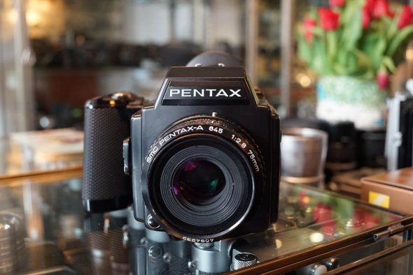 Pentax 645 + SMC Pentax-A 2.8 / 75mm lens