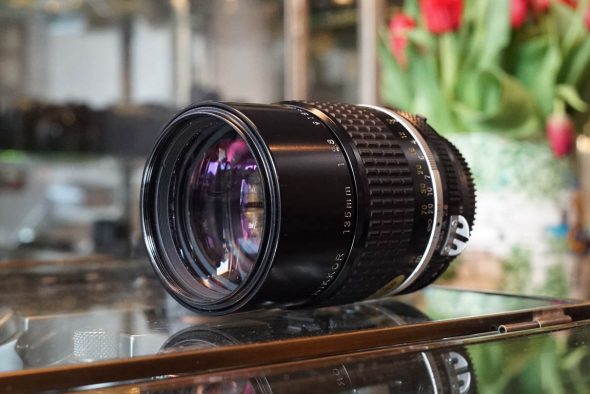 Nikon Nikkor 135mm 1:2.8 AI-s lens