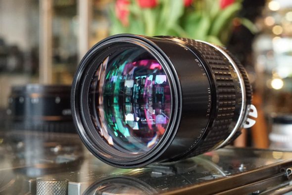 Nikon Nikkor 135mm 1:2.8 AI-s lens