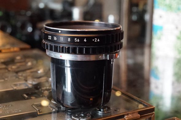 Zenza Bronica 1:2.4 / 80mm Zenzanon MC lens