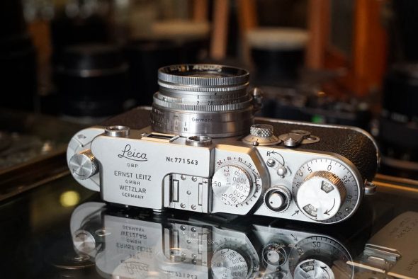Leica IIIf + Leitz Summitar 1:2 / 50 lens
