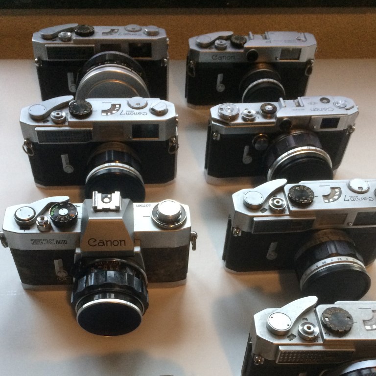 een grote collectie Canon Rangefindercamera's
