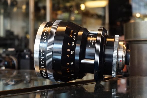 Voigtlander Zoomar 1:2.8 / 36-82mm lens