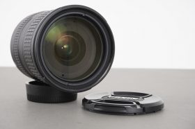 Nikon AF-S Nikkor 18-200mm 1:3.5-5.6 G ED VR lens