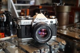 Canon AE-1 kit + Canon lens FD 1:1.8 / 50mm