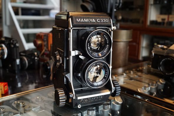 Mamiya C330 kit + Mamiya 4.5 / 55mm lens