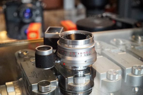 Leica Leitz Weztlar Summaron 1:2.8 / 35mm lens, M3 version