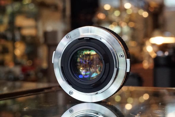 Olympus OM Zuiko 40mm 1:2 pancake lens