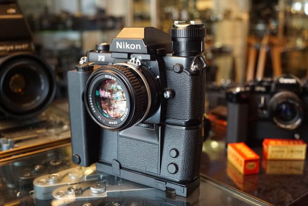 Nikon F3 + Nikkor 1:1.4 / 50mm AIs lens and MD-4
