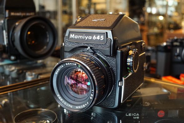 Mamiya M645 kit + 2.8 / 80mm Sekor lens + metered prism finder