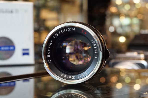 Carl Zeiss C Sonnar 1.5 / 50 ZM T* in Leica M mount, boxed