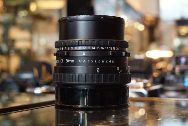 Carl Zeiss Distagon 3.5 / 60 CB T* lens for Hasselblad