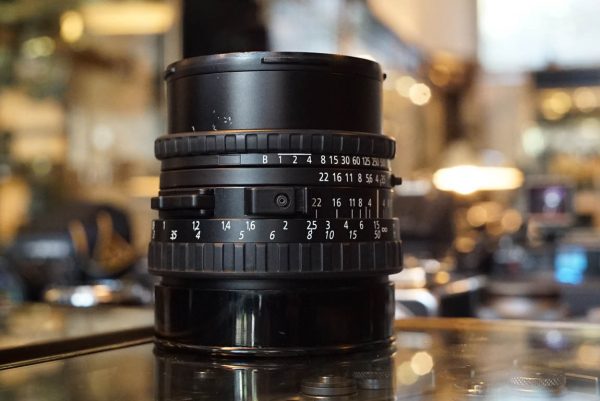 Carl Zeiss Distagon 3.5 / 60 CB T* lens for Hasselblad