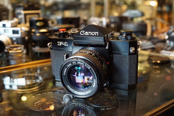 Canon F-1 kit + Canon FD 1.4 / 50mm lens