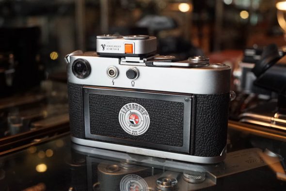 Leica M4 + 35mm F/2.8 Summaron lens – Rental