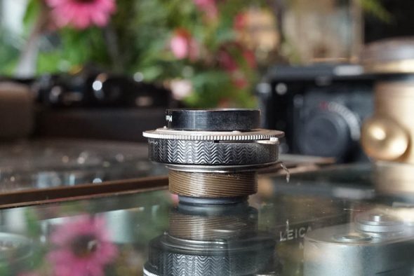Kodak Ektar f:2 / 47mm lens in shutter
