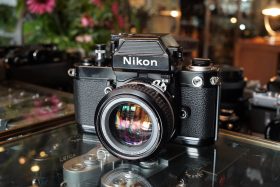 Nikon F2AS + Nikkor 1.4 / 50mm AI lens