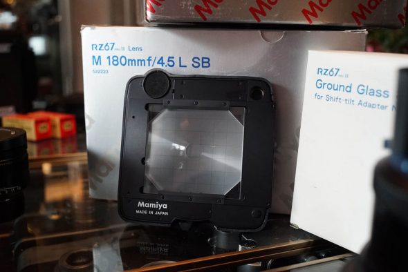 Mamiya M 1:4.5 / 180mm L SB lens + Shift-Tilt Adapter + Ground glass. For RZ67