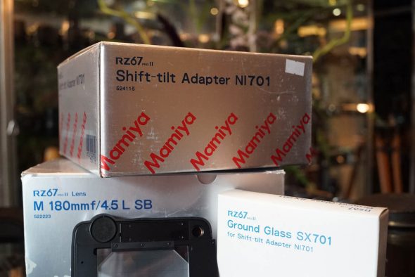 Mamiya M 1:4.5 / 180mm L SB lens + Shift-Tilt Adapter + Ground glass. For RZ67